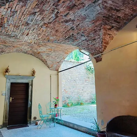 Charming Citta Alta Apartman *