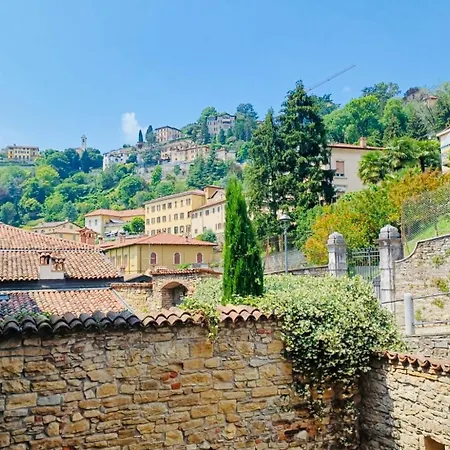 Charming Citta Alta Apartman Bergamo